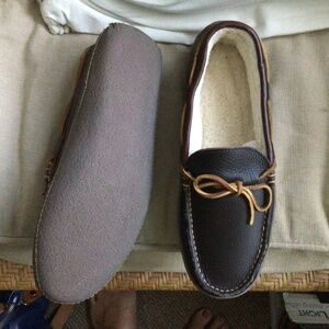 New LL Bean men’s slippers
